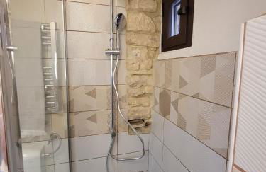 Ancient Stone 'Casa Rosa'- Sea and Mountain View Tranquil Borgo - Foto 27