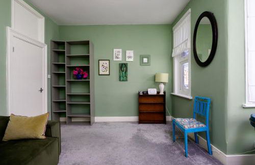 GuestReady - Cosy Retreat in the East End - Foto 11