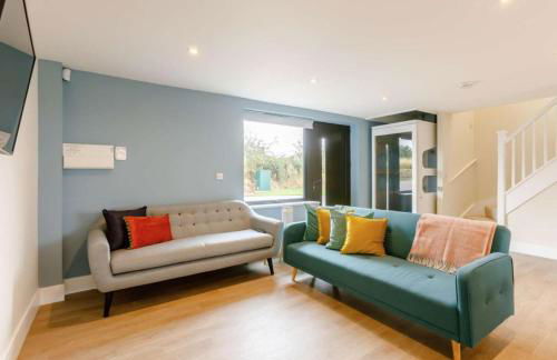 Fully Accessible-disabled Adapted-hot Tub-pets - Photo 2