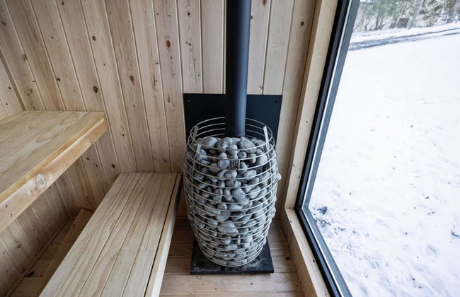 Elegant Spring Stay on Peaceful Retreat - Photo 30