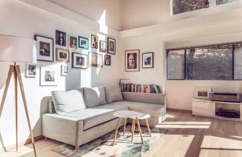 Spectacular Designer Treehouse with Mountain Views - Foto 31