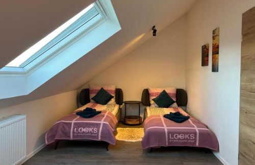 VipStay - Stilvoll und geräumige Apartments mit Terasse oder Balkon, Küche, kostenloses Parken, WLAN, Smart Tv - Foto 40