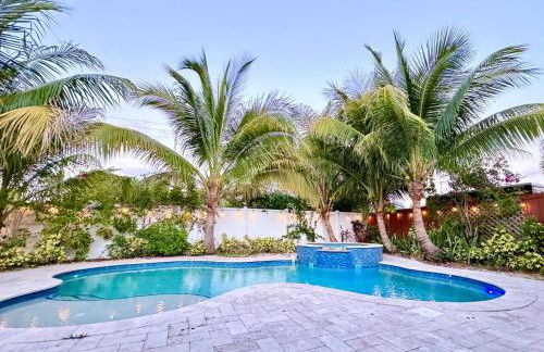 Private Luxe Pool Club Heated Spa - Foto 24