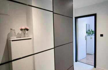 Sova Haus Chorzow, Katowice, Stadion Śląski, 24h Self check-in, Free parking, Shops 1 min walk, No Elevator-3rd floor - Foto 11