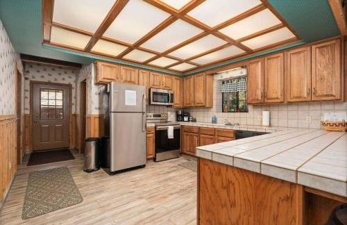 Toste Cabin- Spacious 3BR Cabin in East Village! - Foto 6