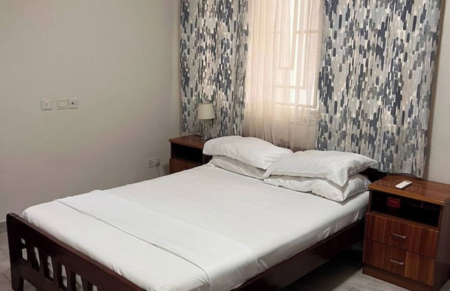 Serene Oasis in East Legon Hills - Chic 2 Bedroom Retreat - Photo 10