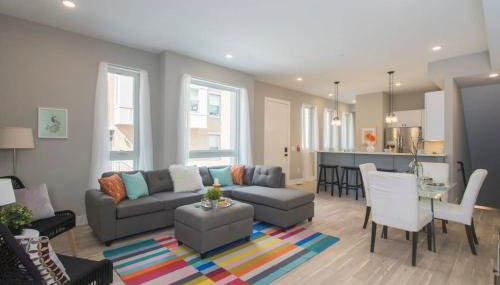 PRISTINE 3 bdrm - Garage Parking - Close to UPENN - Foto 1