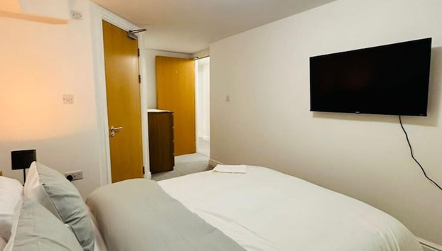 Home Away From Home- City Centre Gem - Foto 4, Habitación