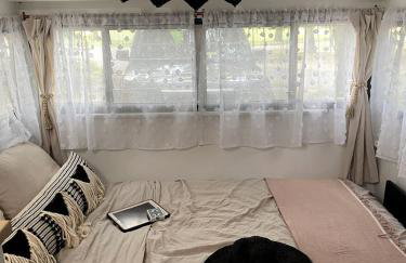 Vintage Shasta Camper for the best of NYC Glamping - Foto 4