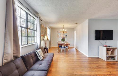 Steps to Beach Carrabelle Family Home with Patio! - Foto 4