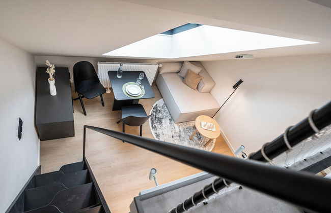 HONEST Karlín - Foto 33