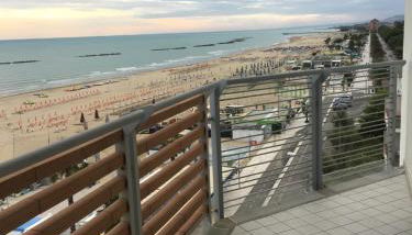 Appartamento mozzafiato fronte mare - Foto 4