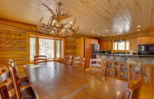 Fraser Chalet with Hot Tub and Mountain Views - Foto 8