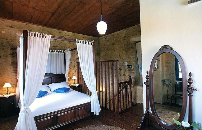 Villa Sofas - Photo 4