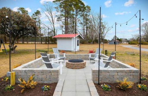 15 min to Beach, 3 Acre Country Living, Firepit - Foto 32