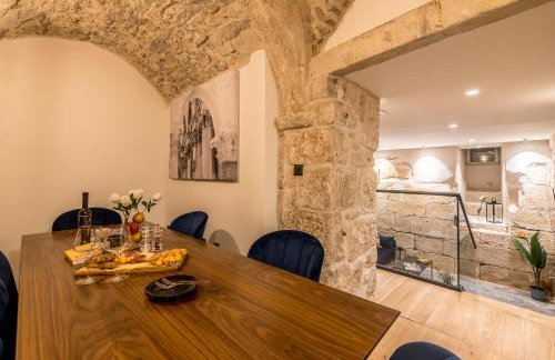 Stone villa NEPOT - in center - rooftop terrace - Photo 15