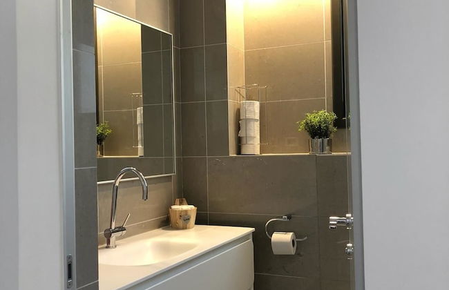 New Luxurious 2BR front old city Legacy - Photo 18