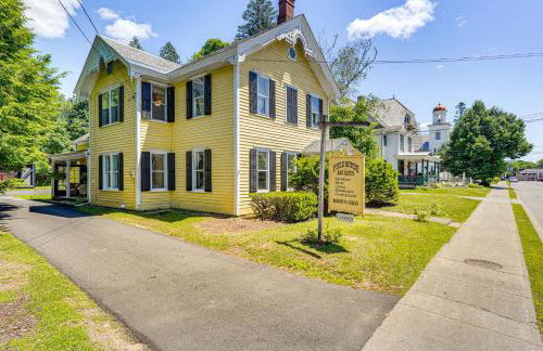 6 Mi to Lake George Adirondack Home with Game Room - Foto 1