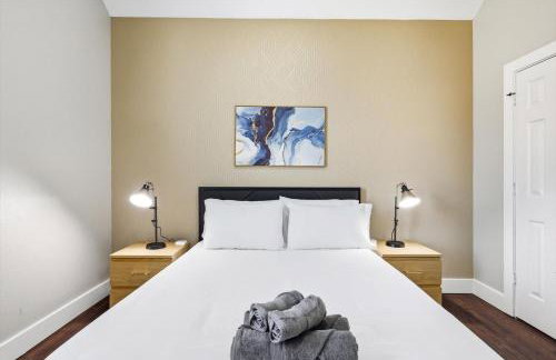 5BD 2BA Vacation Retreat w Pool Hot Tub & BBQ - Foto 33