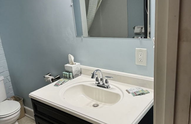 Roosters Crow Studio - Photo 6