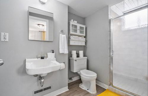 Modern 4-Bedroom Retreat - Foto 5