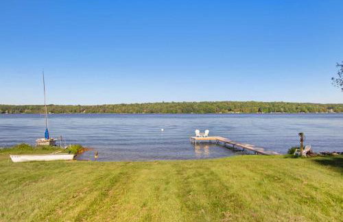 East Jordan Vacation Rental on Lake Charlevoix! - Foto 29