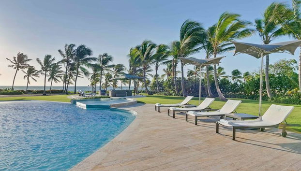 Architectural Oceanfront Masterpiece w Pool - Foto 5, Habitación