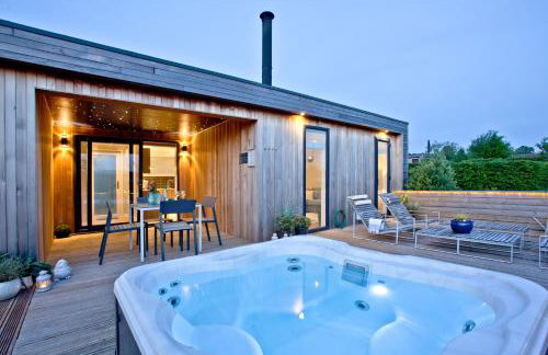 Pamela's Meadow, Strawberryfield Park - Foto 1