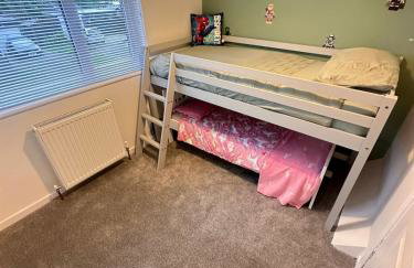 Spacious 3 Bed Home - Cramlington - Free Parking - Pets Welcome - Foto 16