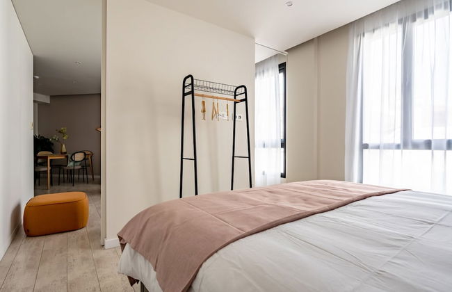 Limehome Barcelona Rector Triadó - Photo 8