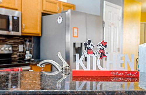 Disney Family Fun Resort, Pool and Game Room - Foto 24