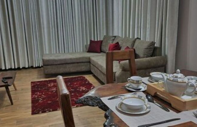 Malachite Apartments - Photo 6