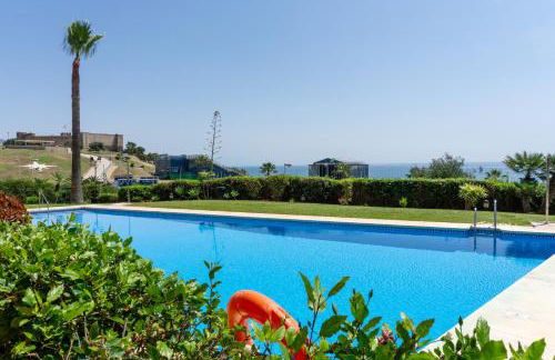 Encinas Garden Stay - Photo 23