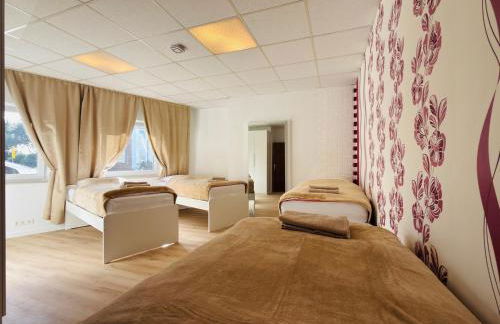 Emilbnb in der Monheimer Straße - Foto 10