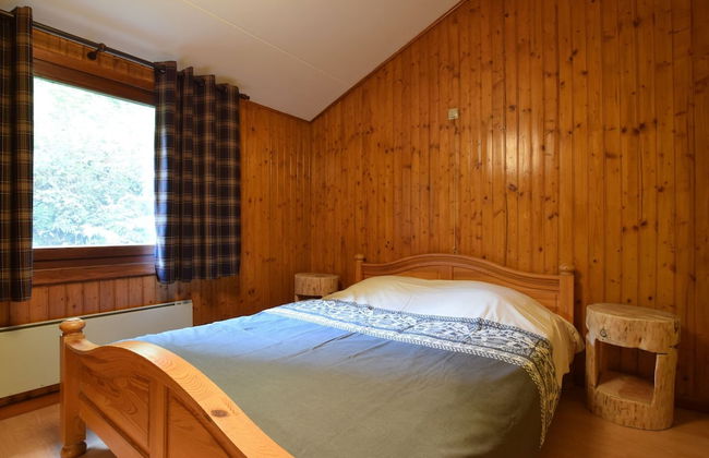 Peaceful Holiday Home in Tenneville near Forest - Photo 2