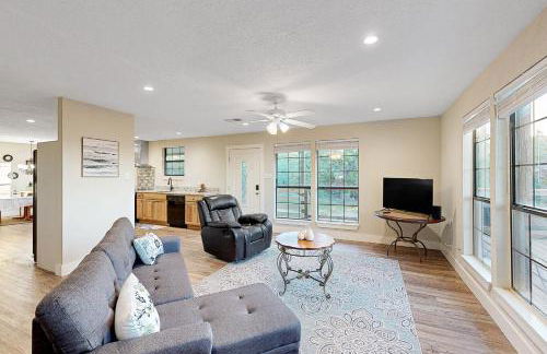 Hill Country Views and Patio Private Home - Foto 1