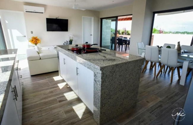 Blue Luxury La Veleta - Photo 13