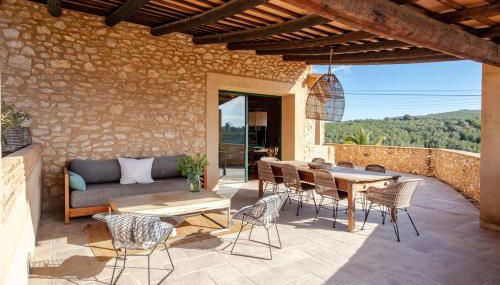 Masía La Torre Historia Encanto y Naturaleza a Solo 10 Minutos de Sitges Gran comodidad, Vista a los Viñedos en un pueblo autentico - Foto 3