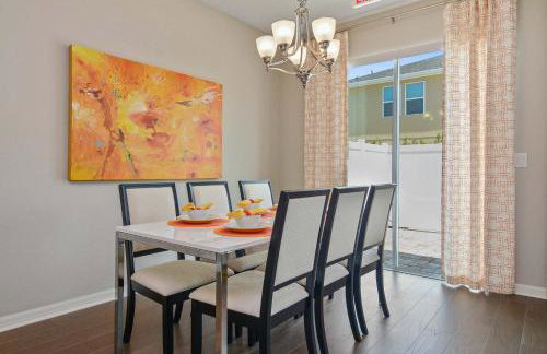 Stunning 4Bd Sleeps9 w Jacuzzi Close to Disney Compass Bay 5113 - Foto 19