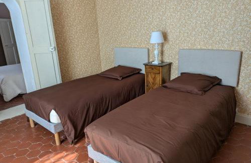 Le Domaine du Soulier -Gîte et chambres d'hôtes - La Maison du Gardien - Foto 13