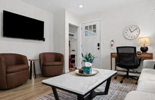 Spacious 1BR 1BA Units in Eastpointe - Foto 29