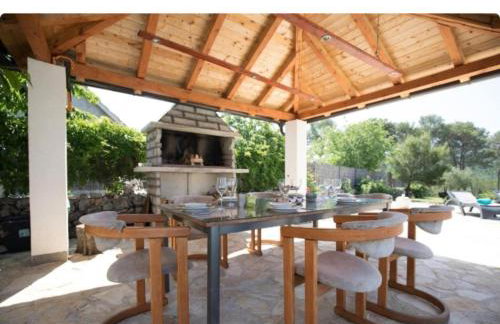 Villa P - Holiday Home - Photo 14