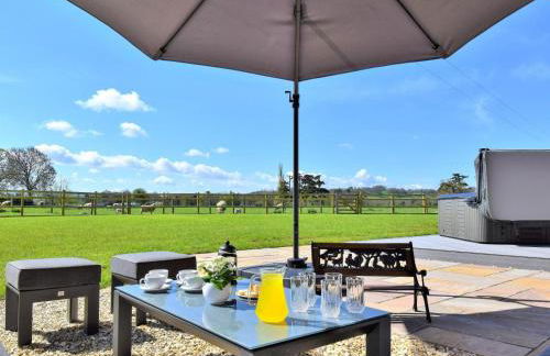 14 Bed in Welshpool oc-90568 - Photo 3