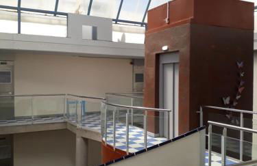 Atico of 3 rooms, total 130m² just for you with a 60 m² terrace, swimming pool, mountain and marina view. - Photo 23