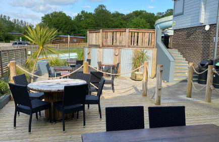 Lodge Nine for 6 with Hot Tub - Spa Resort in Devon - Foto 29