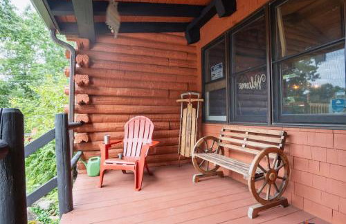 Cozy Log Cabin- W Fireplace - Foto 39