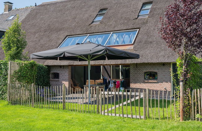 Grandeur Farmhouse in Dwingeloo at a National Park - Photo 69