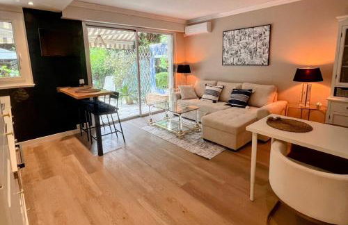 "Saint-Tropez" Superbe appartement avec Terrasse Jardin et Parking privé - Photo 1