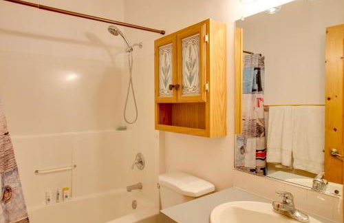 Rustic Gotham Bay Cabin on Lake Coeur dAlene - Foto 14