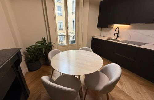 Elegante appartamento nel centro di Milano - Photo 9